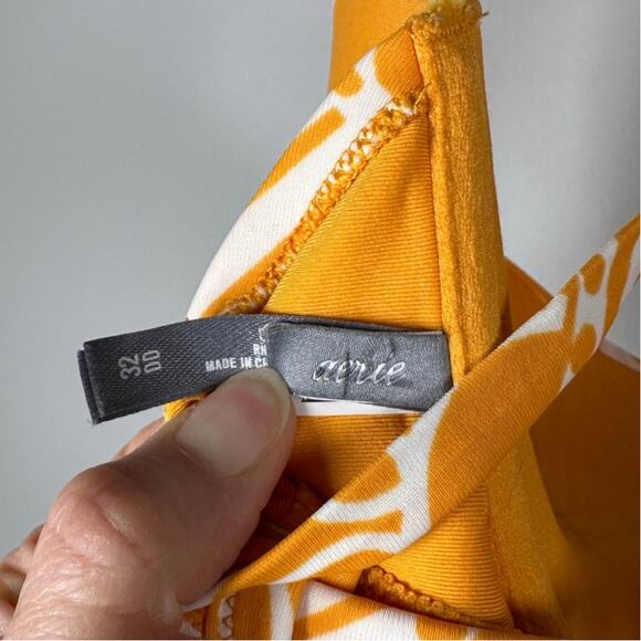 Aerie Perkier Push Up Underwire Padded Bikini Top Women's 32DD - Picture 5 of 6